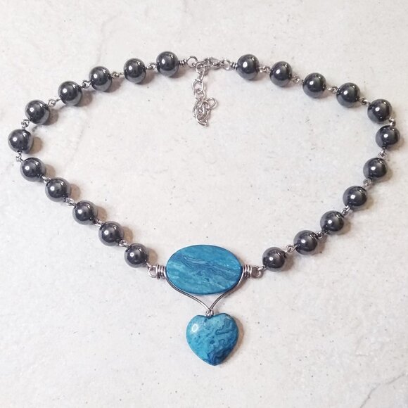 Blue Crazy Lace Agate Heart & Hematite Choker! Calm + Tranquility Heart Necklace - Picture 10 of 14
